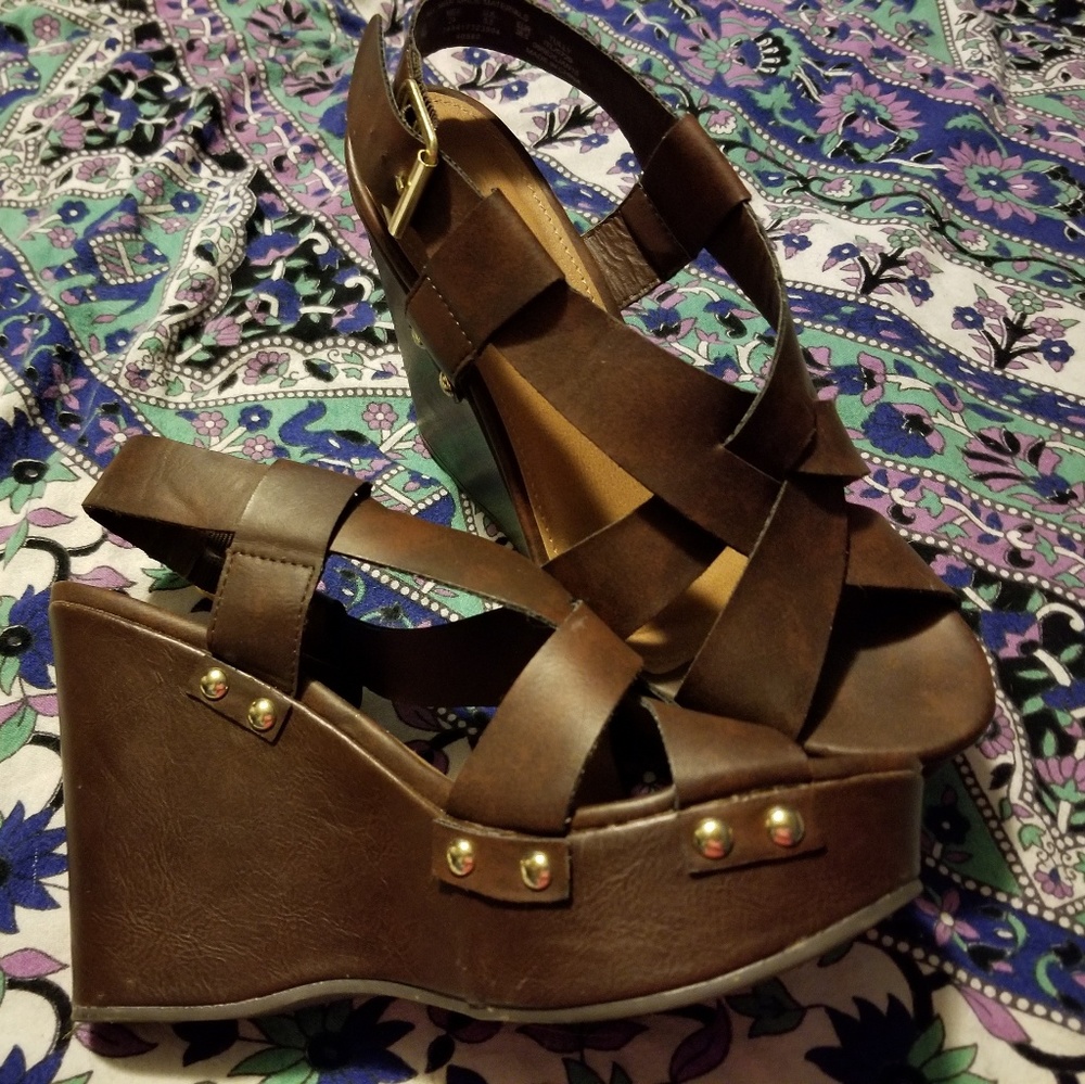 Wedge sandles